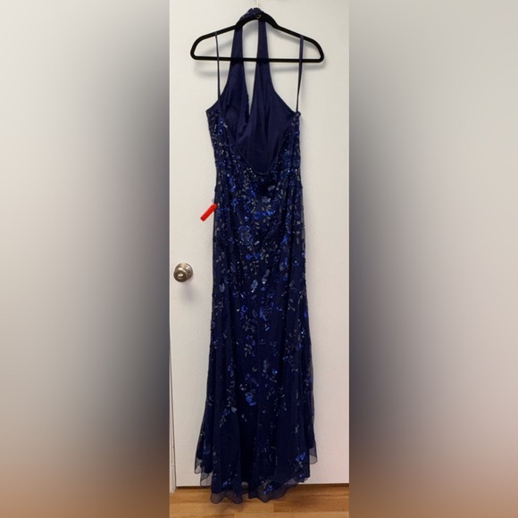 NWOT Mac Duggal navy blue FLORAL EMBELLISHED HALTER GOWN 16 - Picture 6 of 8